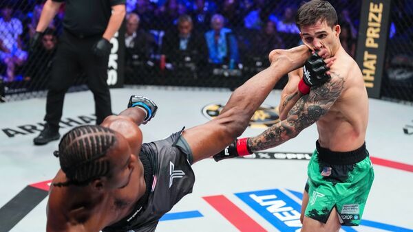 Biaggio Ali Walsh vs Ronnie Gibbs | Fight Highlights Thumbnail